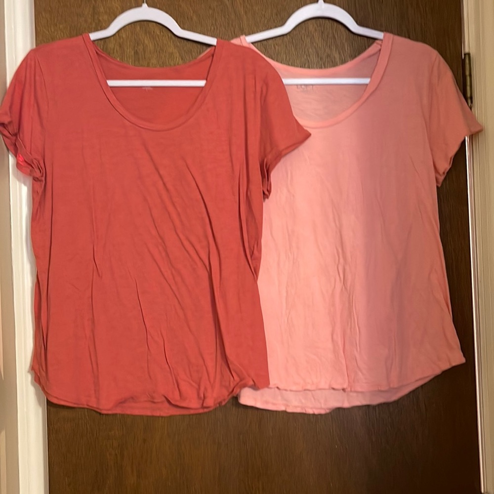 Loft t shirts sz L